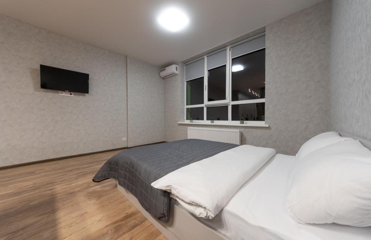 Flatrent Olympic Park, Метро Бориспільська Поруч! Kiev Ngoại thất bức ảnh